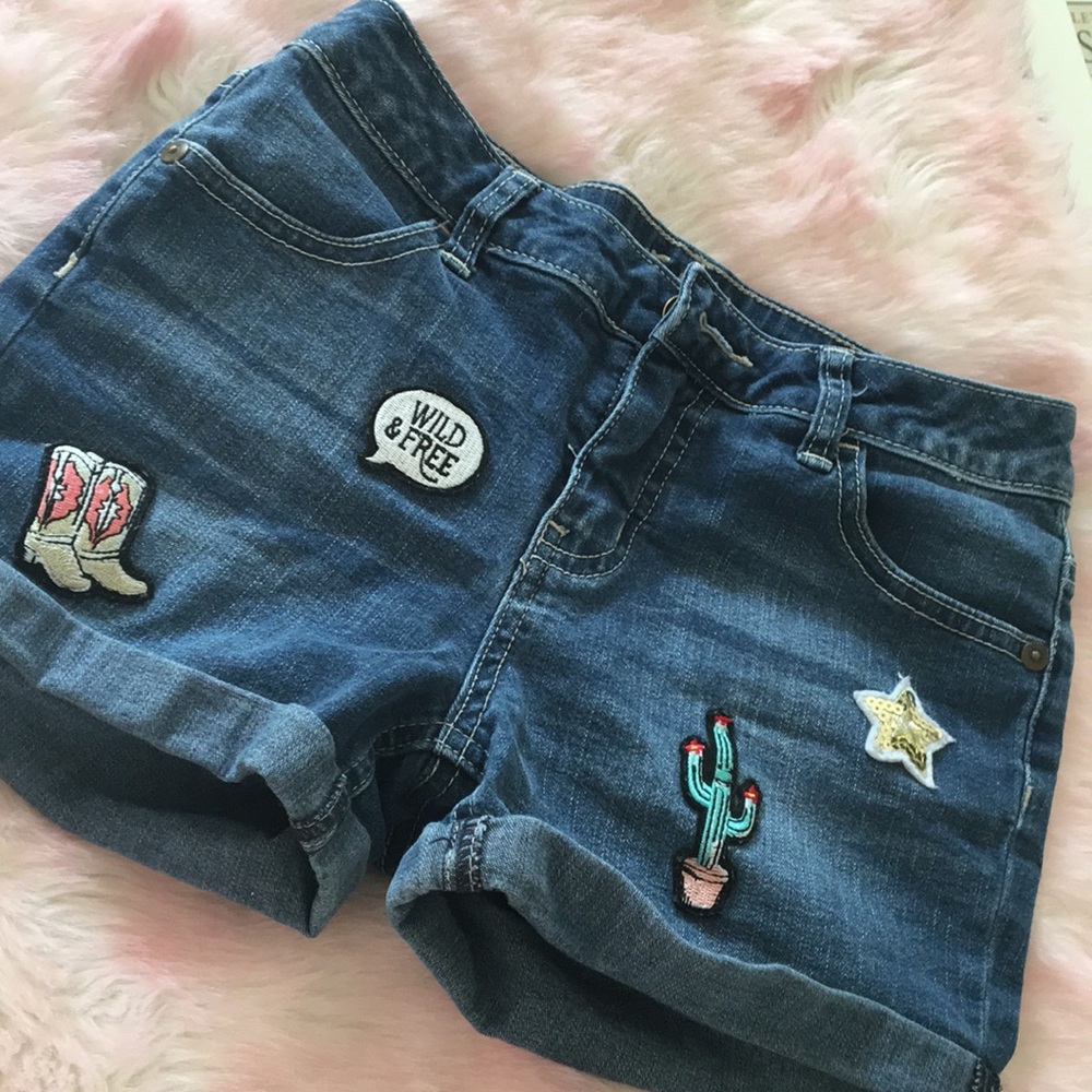 Cute jeans shorts